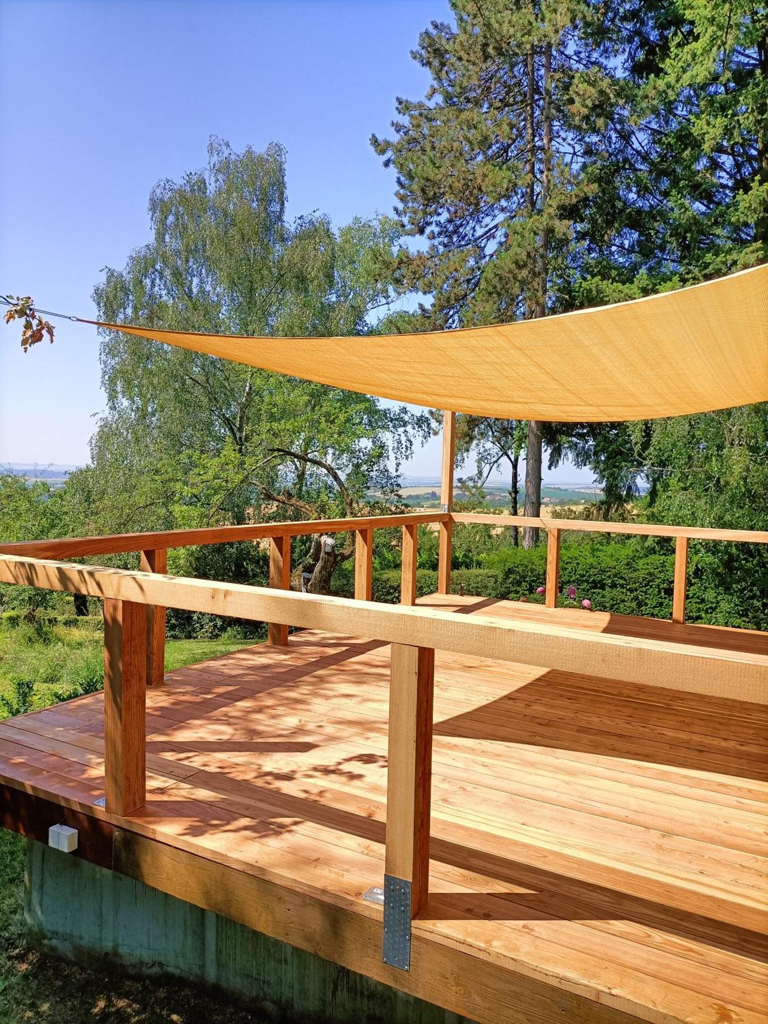Vacation Home Pani Haje Moravany  Luaran gambar
