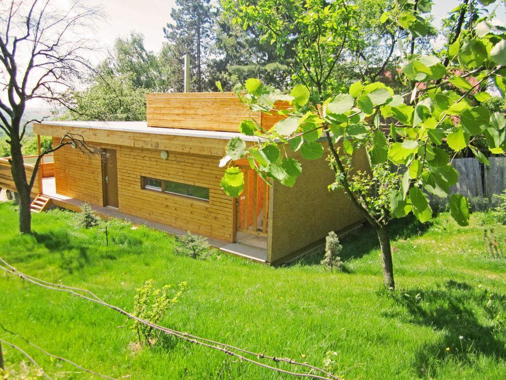 Vacation Home Pani Haje Moravany  Luaran gambar